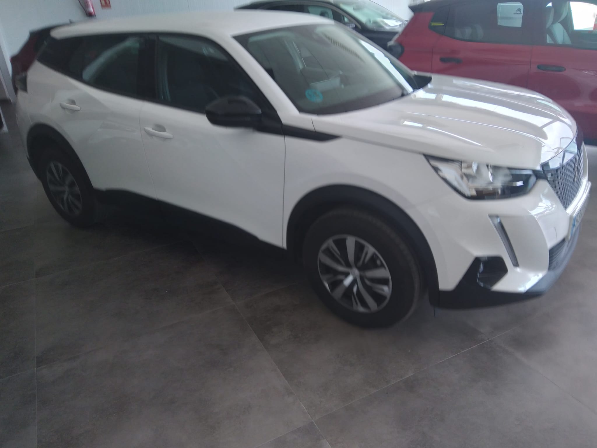 PEUGEOT 2008 Active BlueHDI