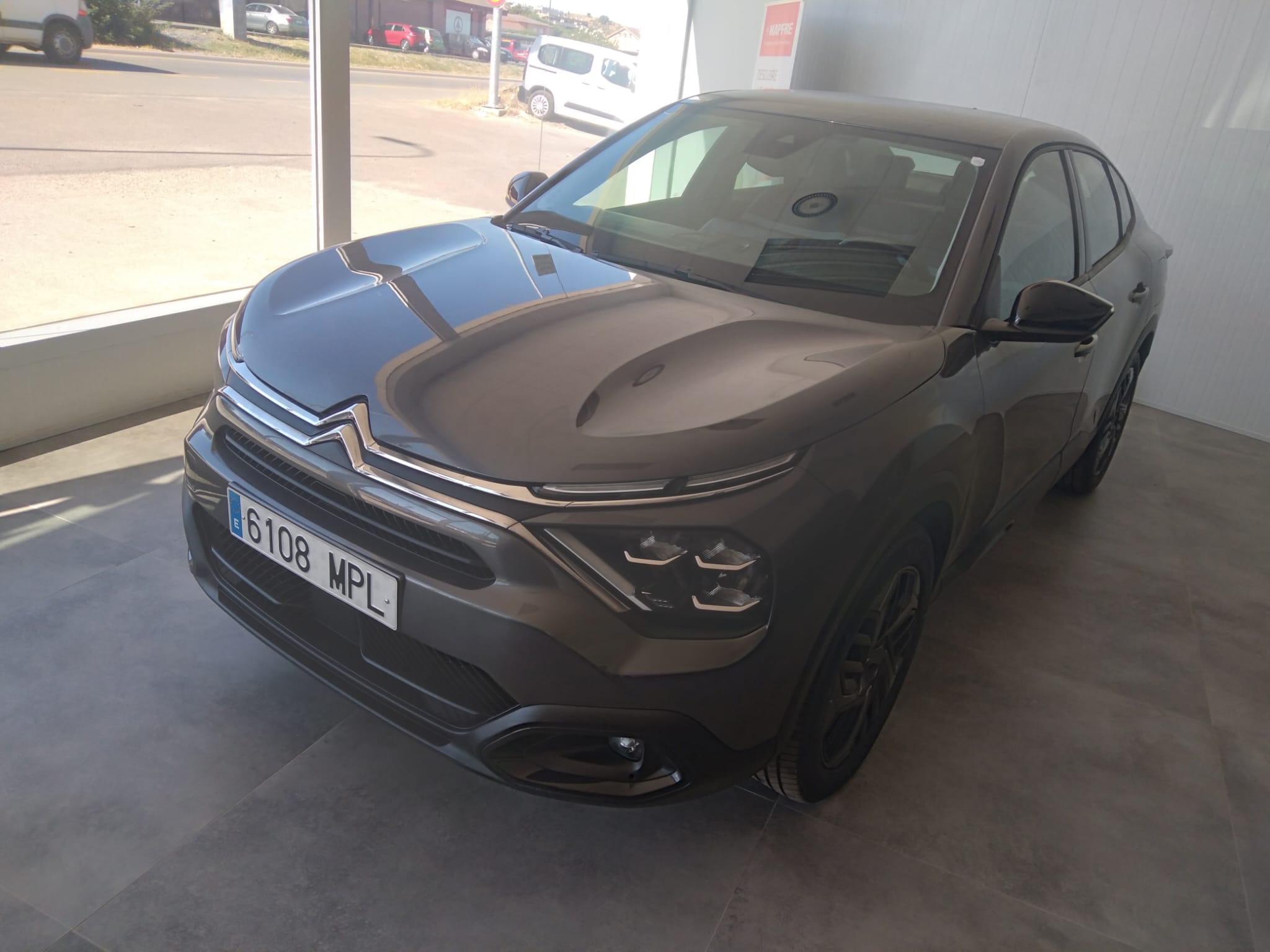 CITROEN – C4 X