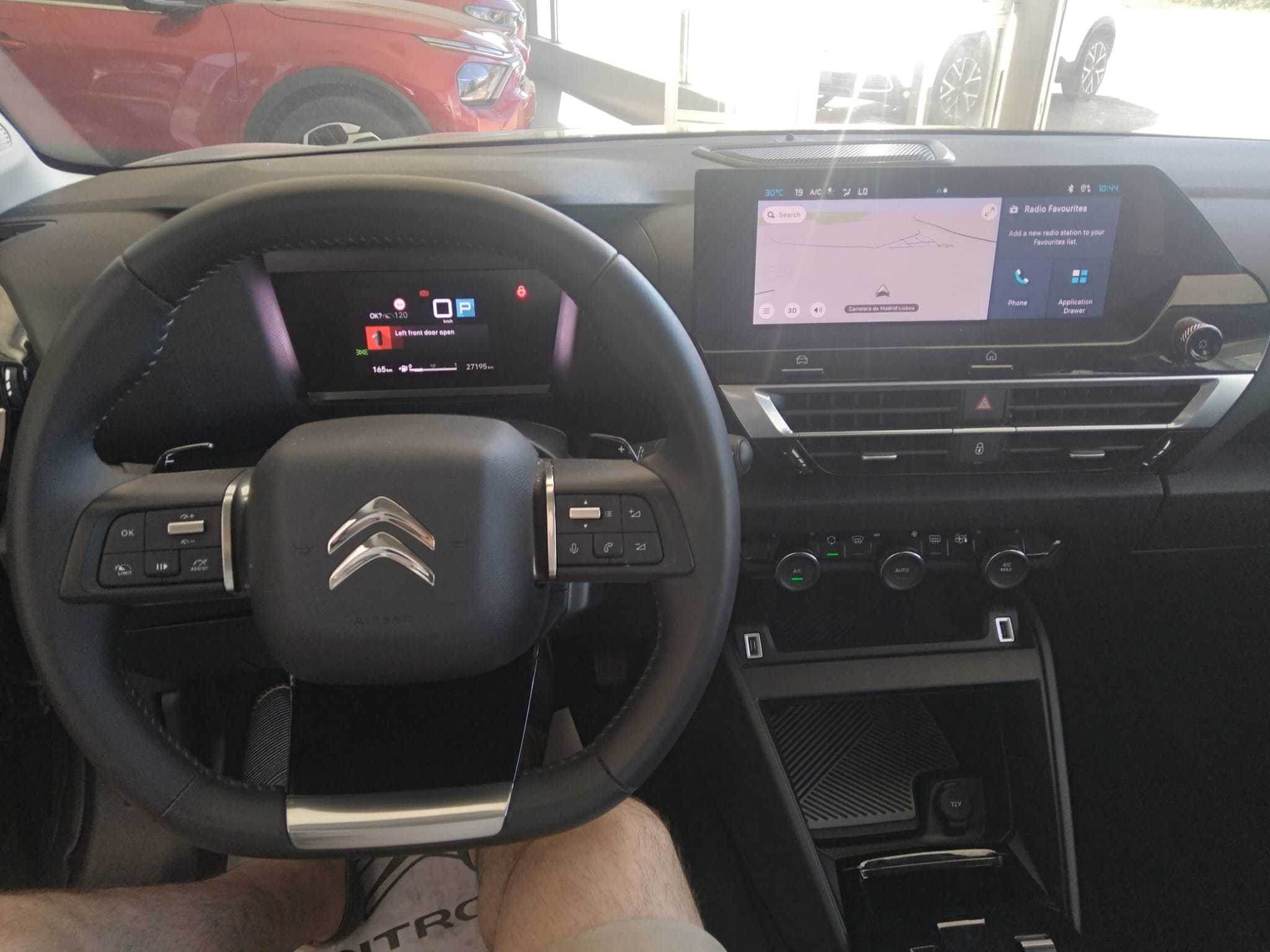 
								CITROEN – C4 X full									