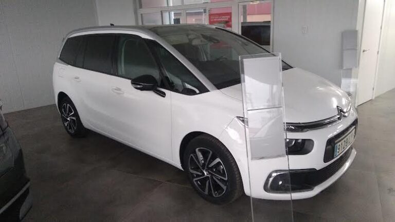 Citroën Grand C4 Spacetourer BlueHDi 130 blanco en Automóviles Moralo