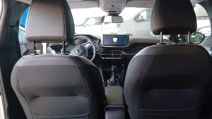 Peugeot 208 Allure PureTech 100 CV blanco en Automóviles Moralo