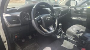 Toyota Hilux 2.4 D-4D 150 CV Doble Cabina blanca en Automóviles Moralo