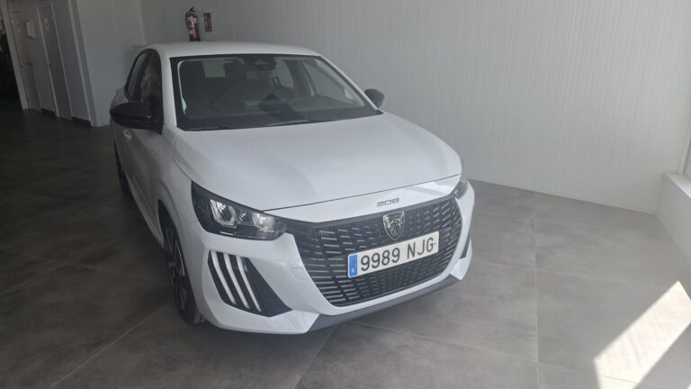 Peugeot 208 Style Hybrid 110 e-DCS6 blanco en Automóviles Moralo