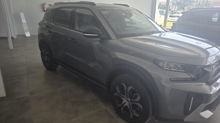 Citroën C3 Aircross Turbo 100 S&S 6v Plus gris metalizado en Automóviles Moralo