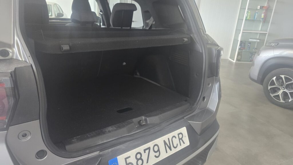 Citroën C3 Aircross Turbo 100 S&S 6v Plus gris metalizado en Automóviles Moralo