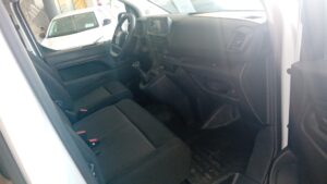 Fiat Scudo Talla M Diésel 120 CV blanco en Automóviles Moralo