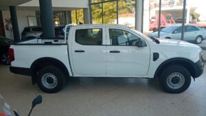 Ford Ranger 2.0 EcoBlue 170 CV 4WD blanco en Automóviles Moralo
