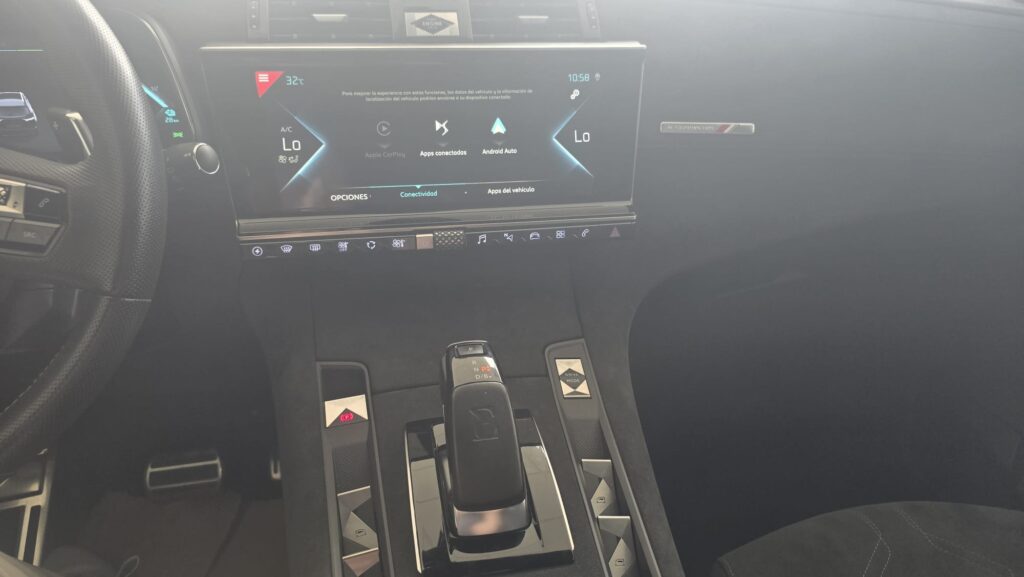 DS 7 Crossback E-TENSE 225 Performance Line + en Automóviles Moralo