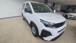 Peugeot Rifter Active Business BlueHDi 100 blanca en Automóviles Moralo