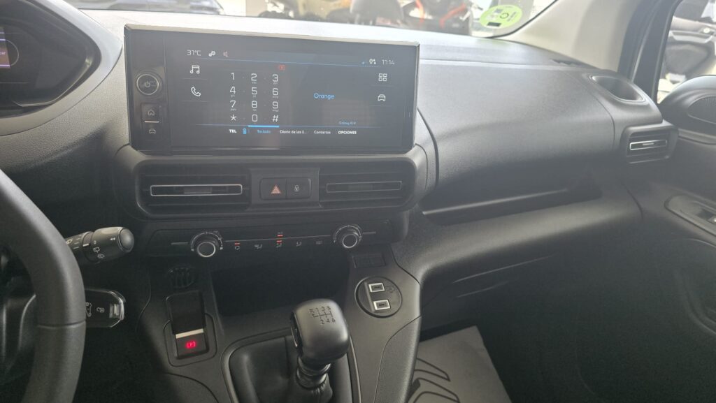 Peugeot Rifter Active Business BlueHDi 100 blanca en Automóviles Moralo